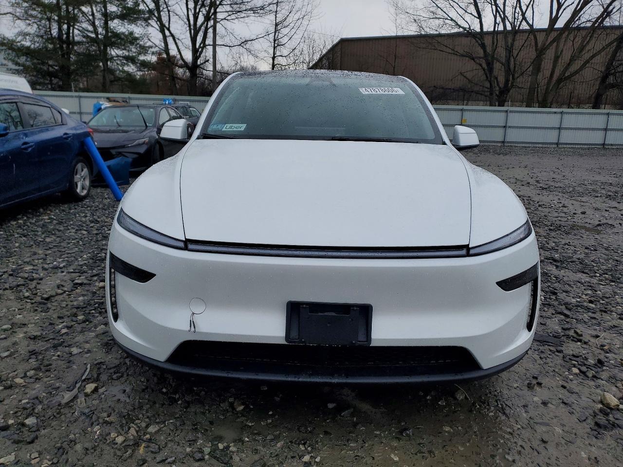 2026 TESLA MODEL Y