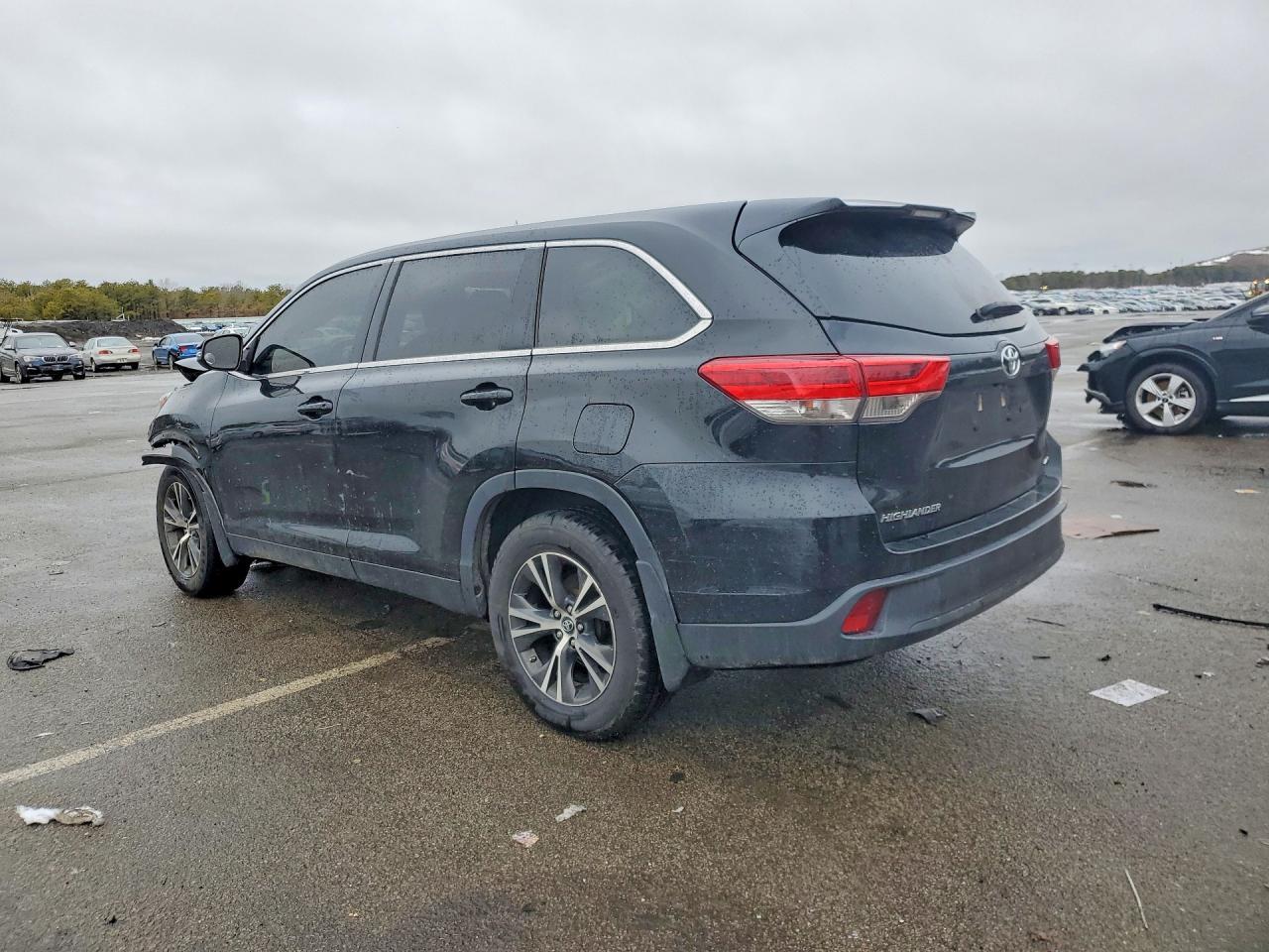 2019 TOYOTA HIGHLANDER