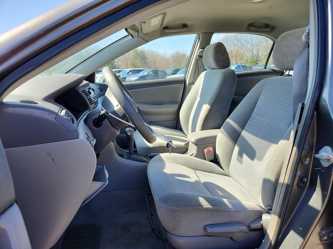2005 TOYOTA COROLLA
