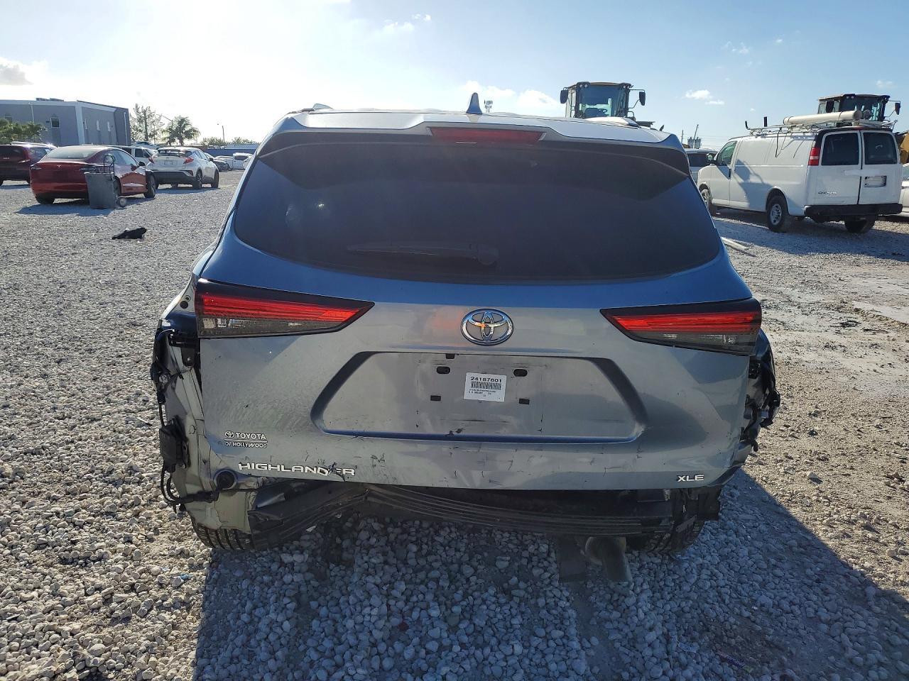 2023 TOYOTA HIGHLANDER