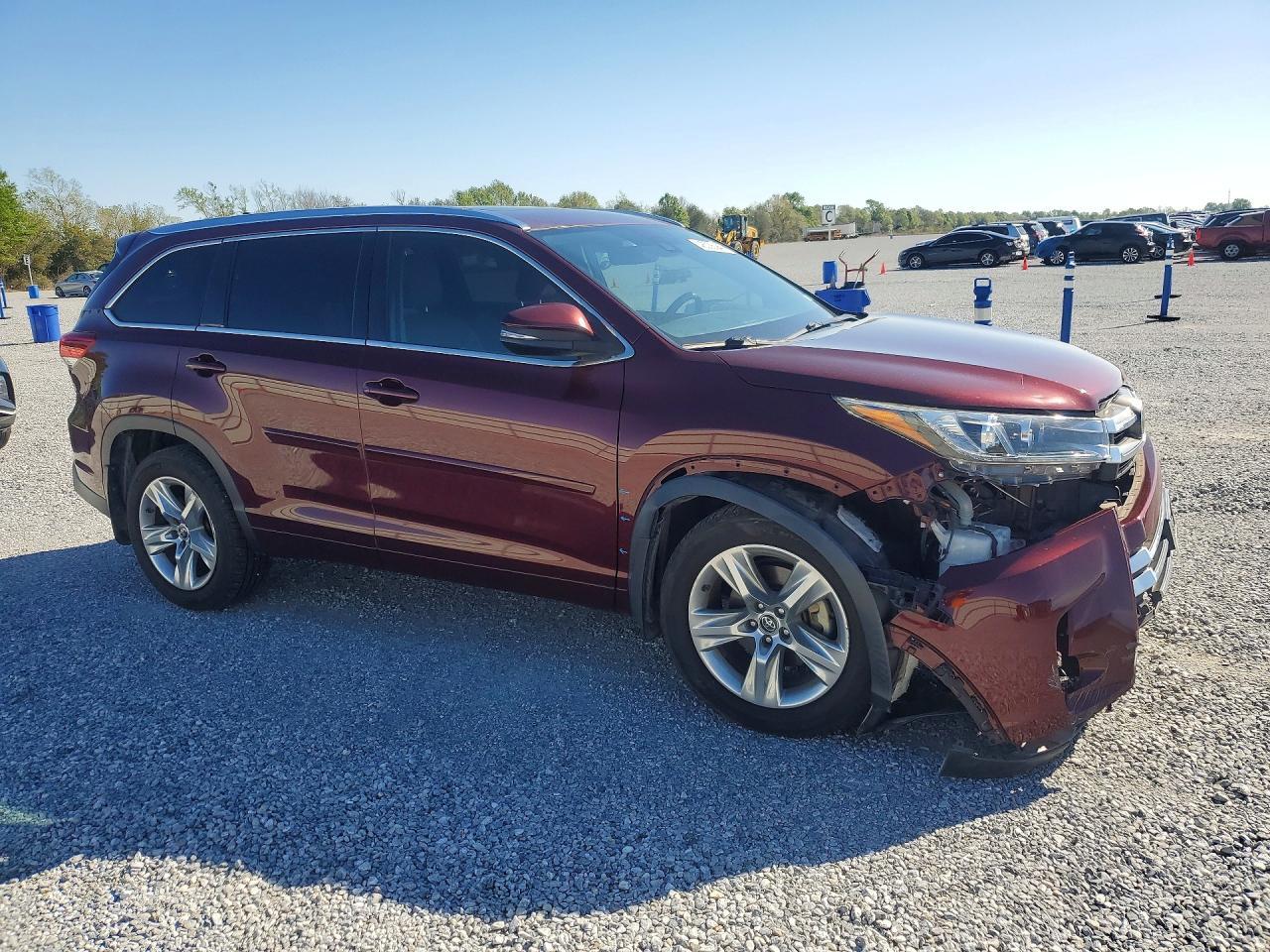2017 TOYOTA HIGHLANDER