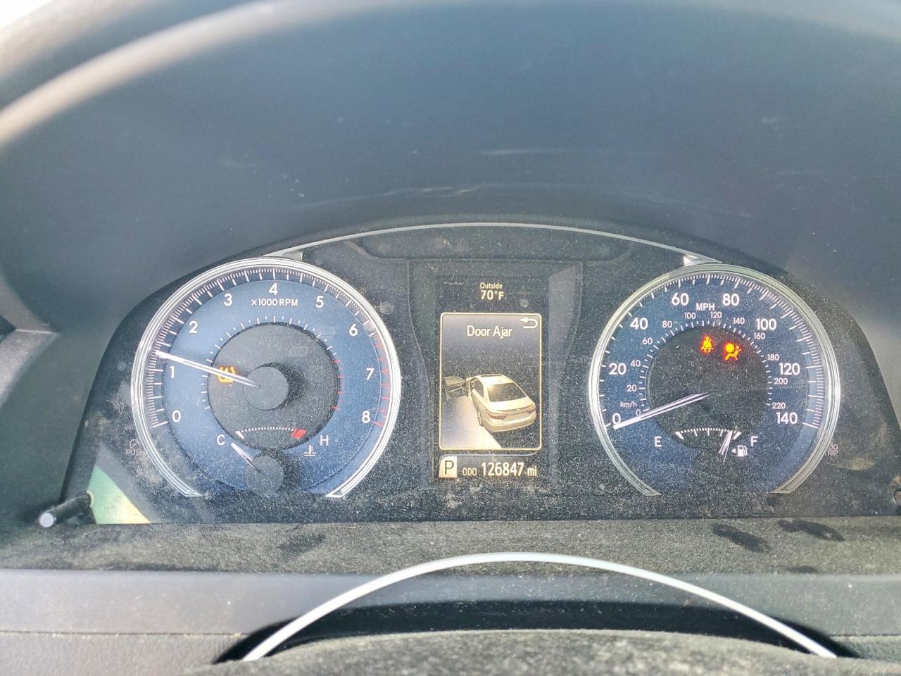 2016 TOYOTA CAMRY