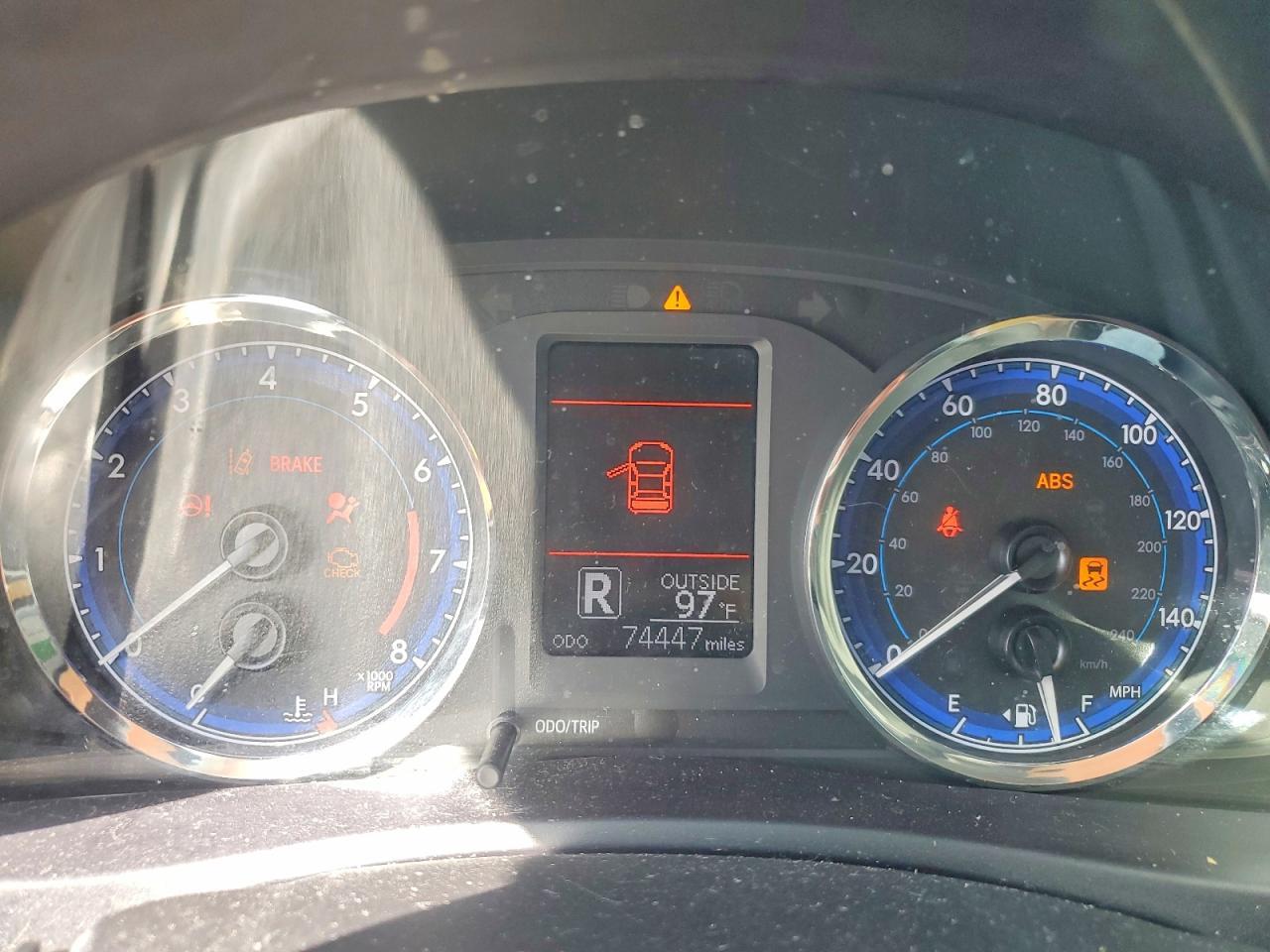 2017 TOYOTA COROLLA