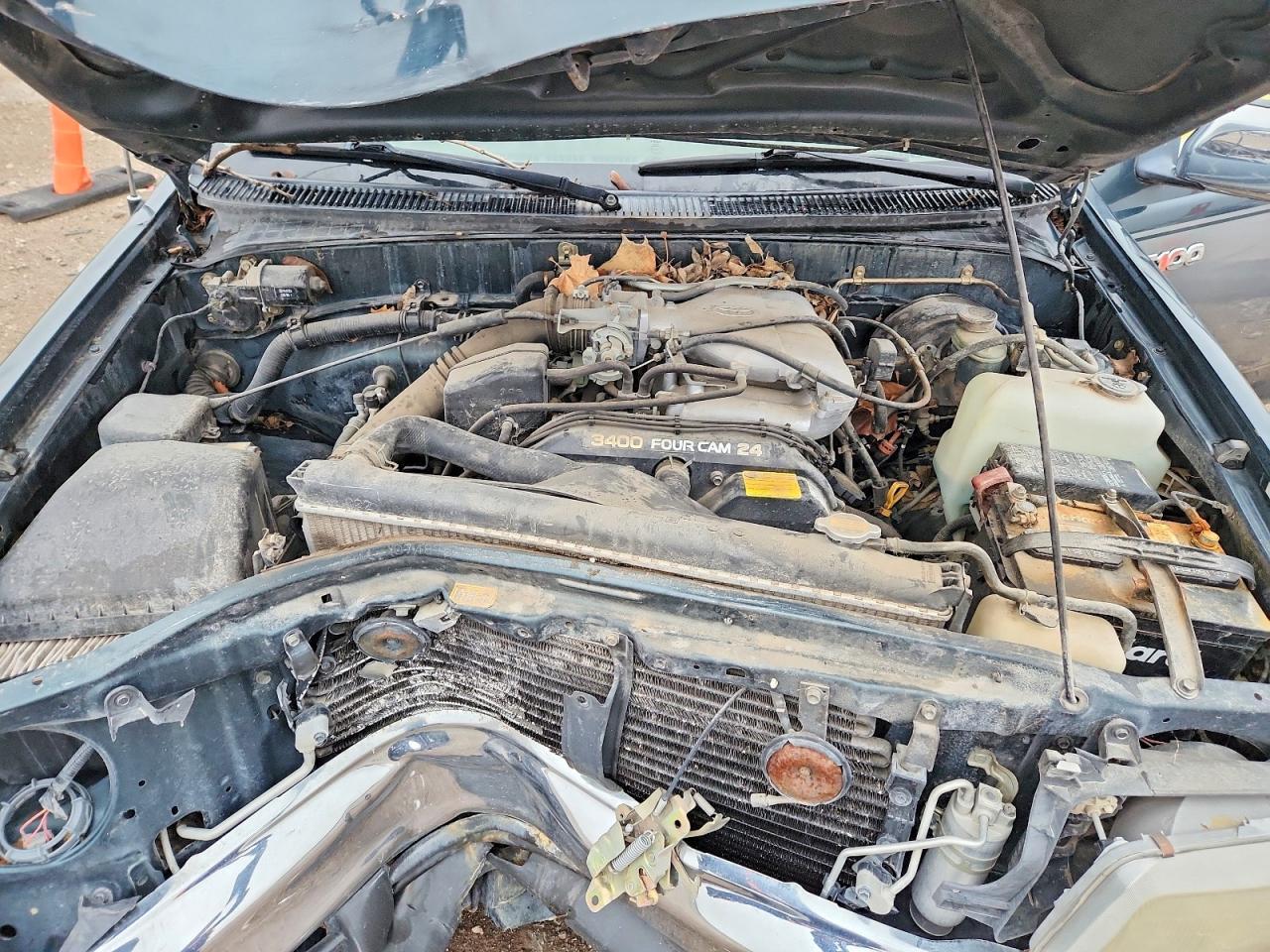 1995 TOYOTA T100