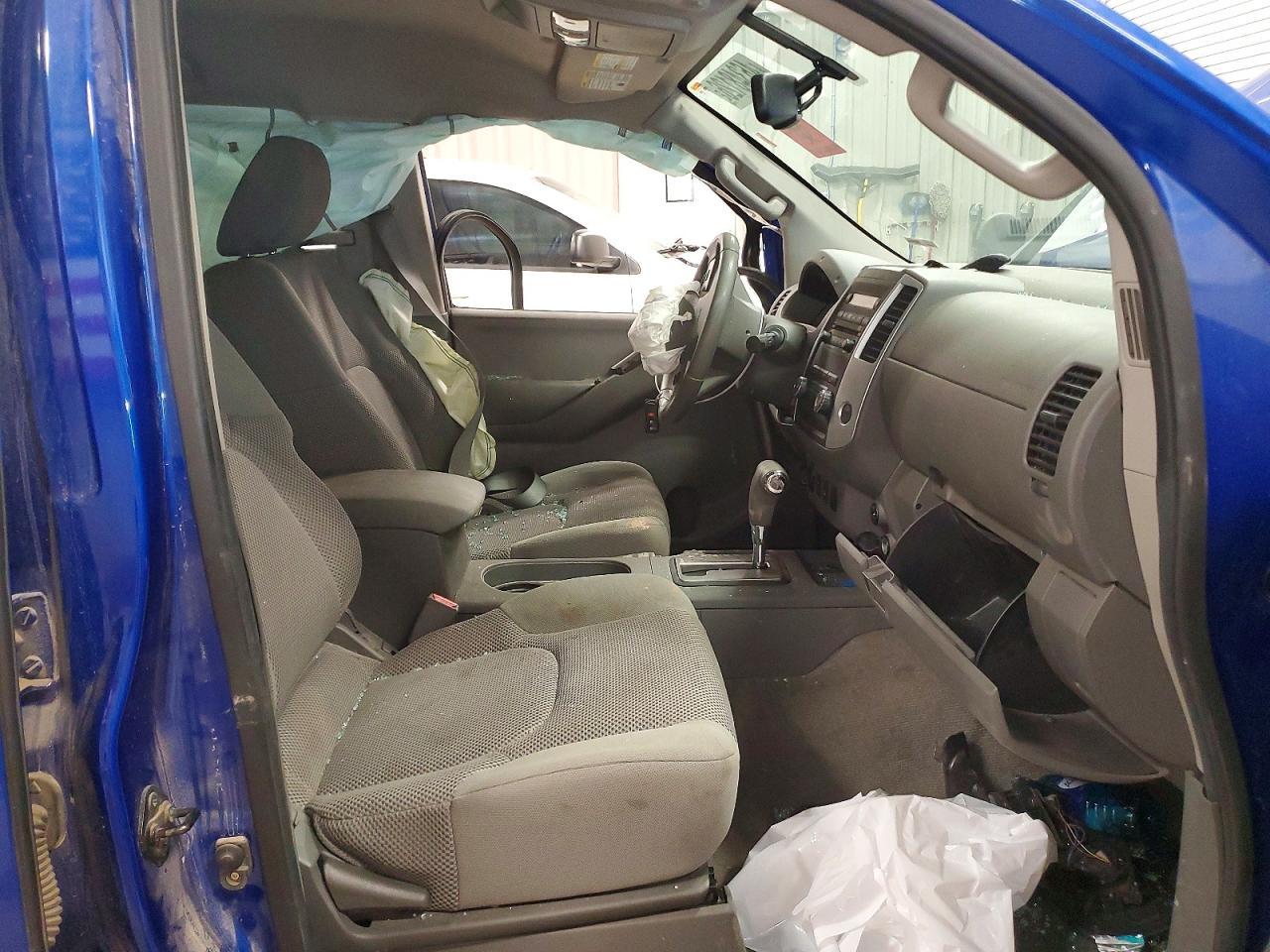 2012 NISSAN Frontier