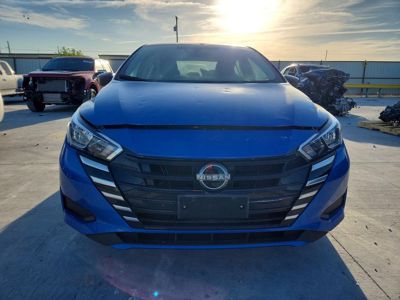 2023 NISSAN VERSA