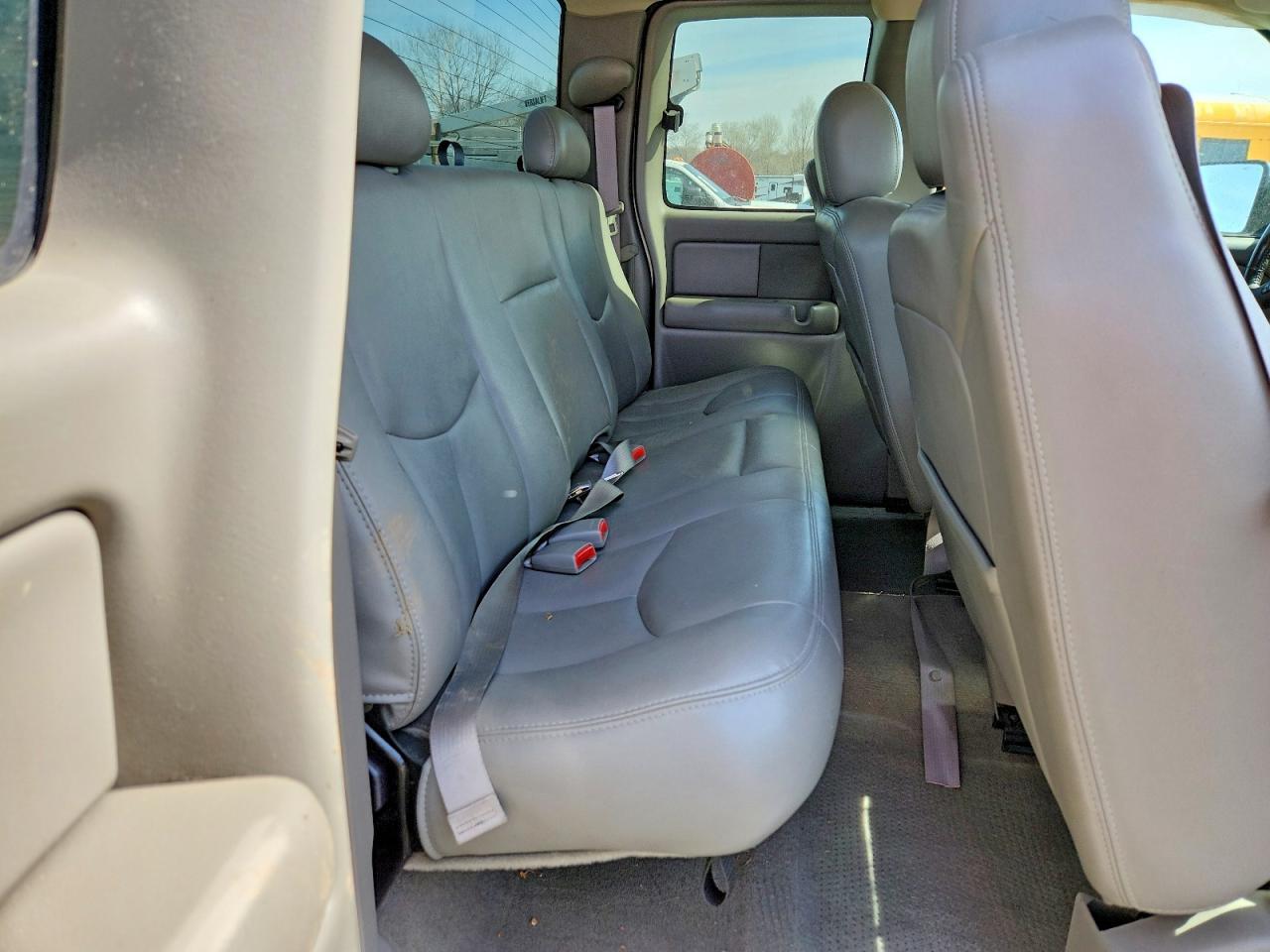 2004 GMC Sierra