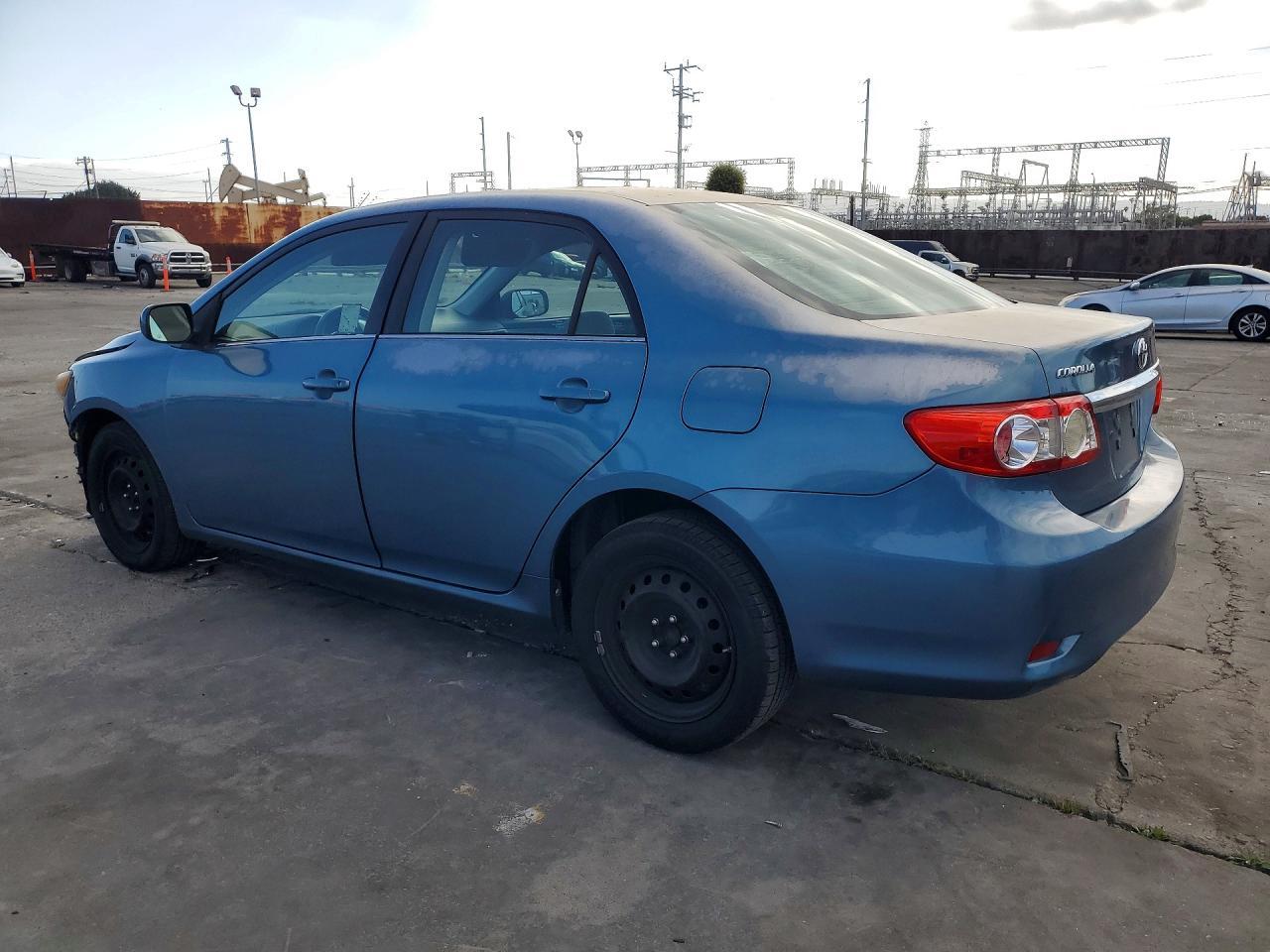 2013 TOYOTA COROLLA