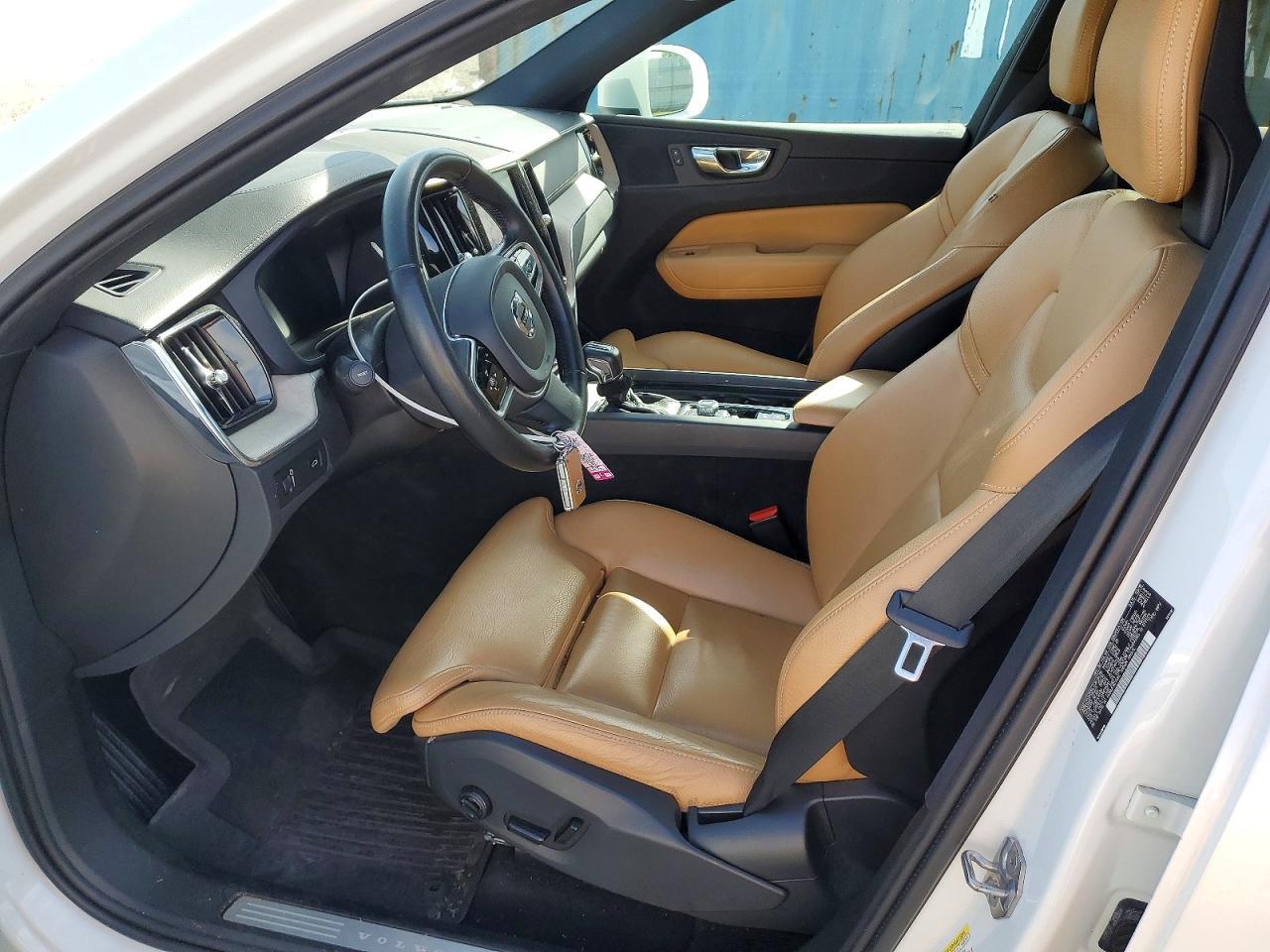 2018 VOLVO XC60