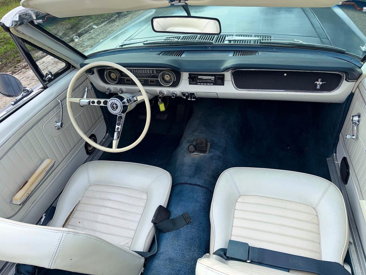 1965 FORD MUSTANG