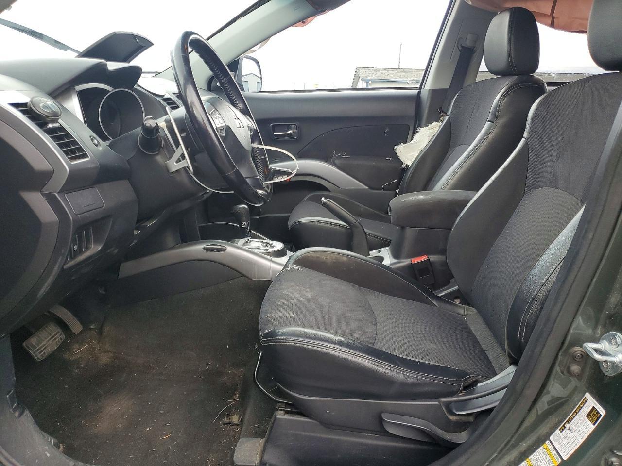 2009 MITSUBISHI outlander