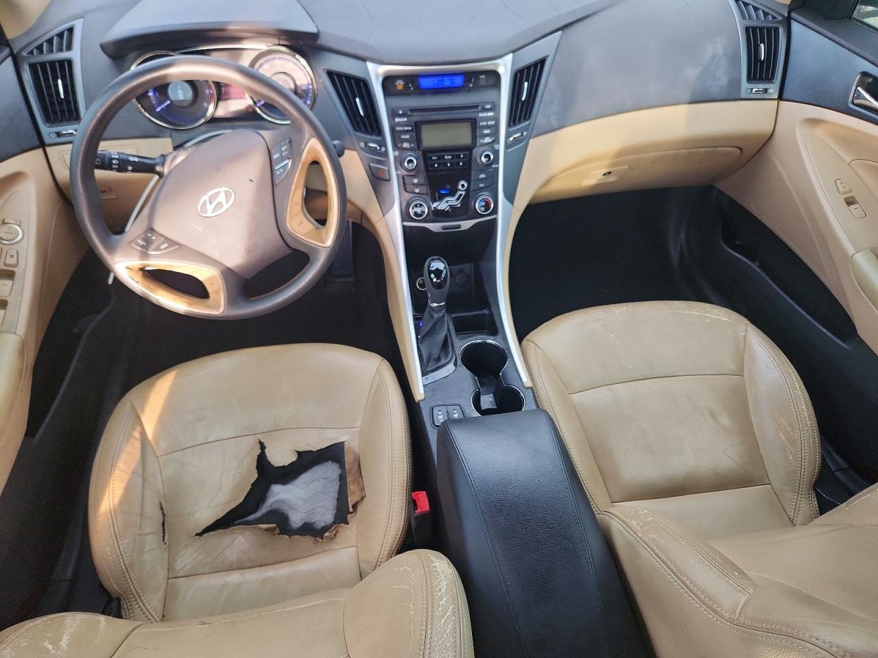 2013 HYUNDAI SONATA