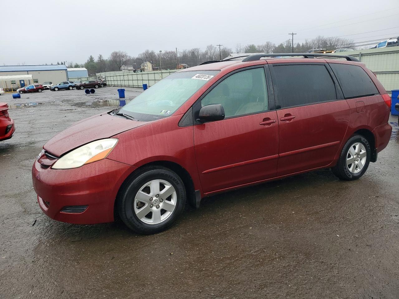2008 TOYOTA SIENNA