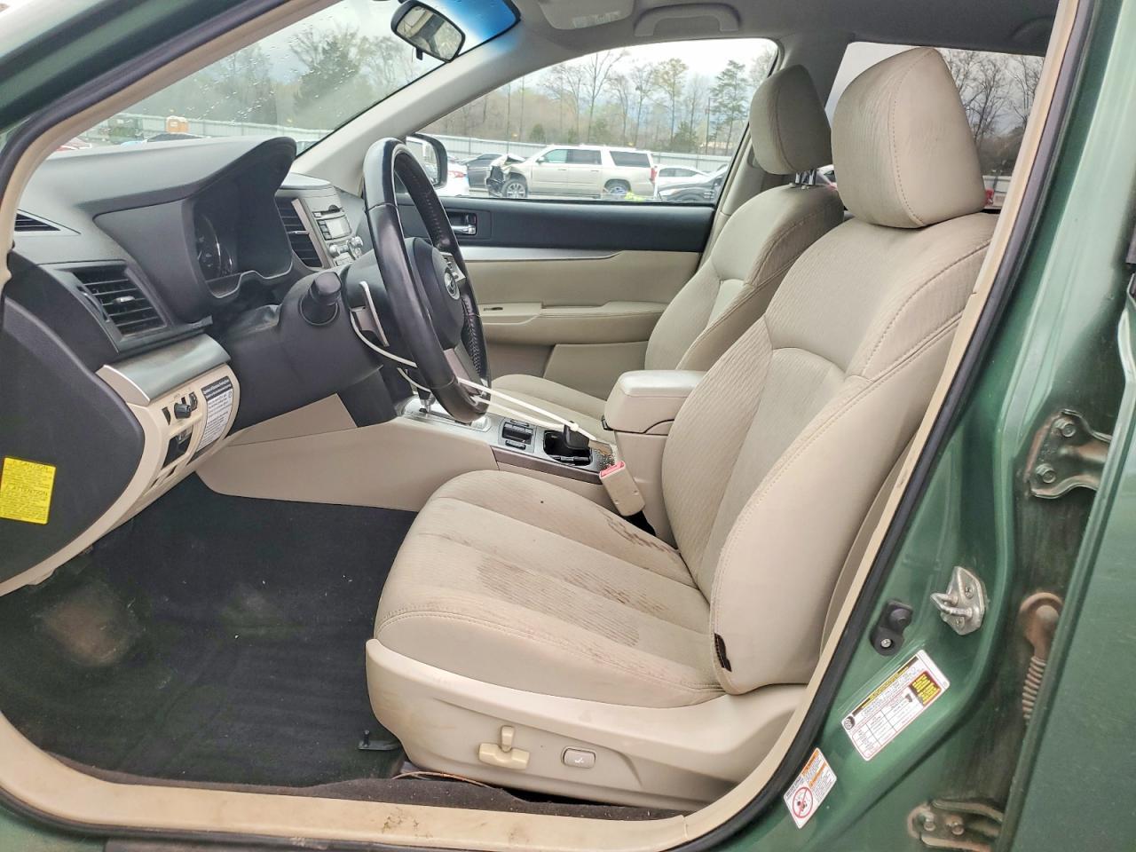 2010 SUBARU Outback