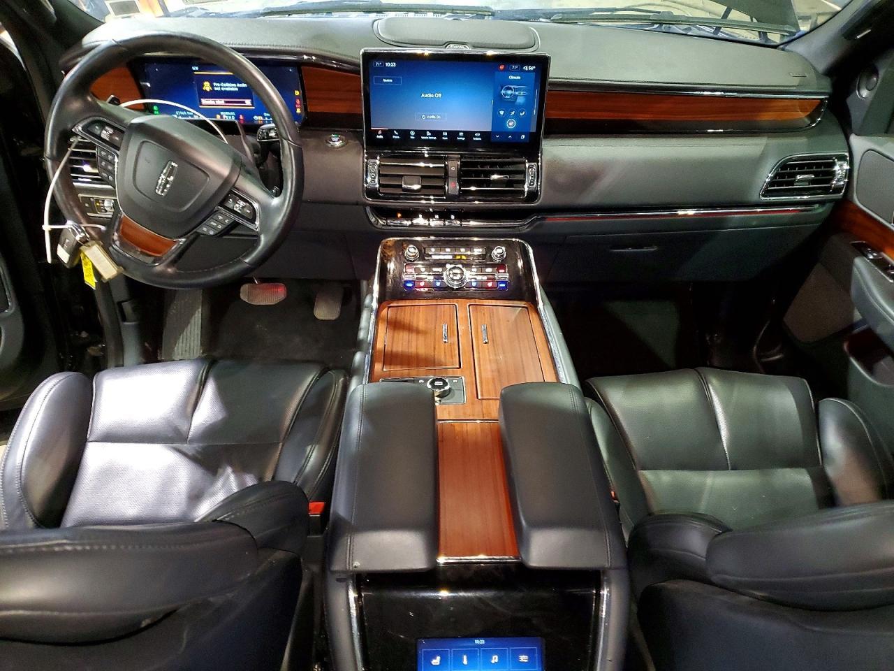2024 LINCOLN Navigator