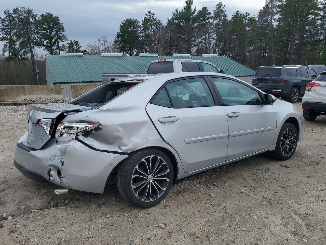 2016 TOYOTA COROLLA