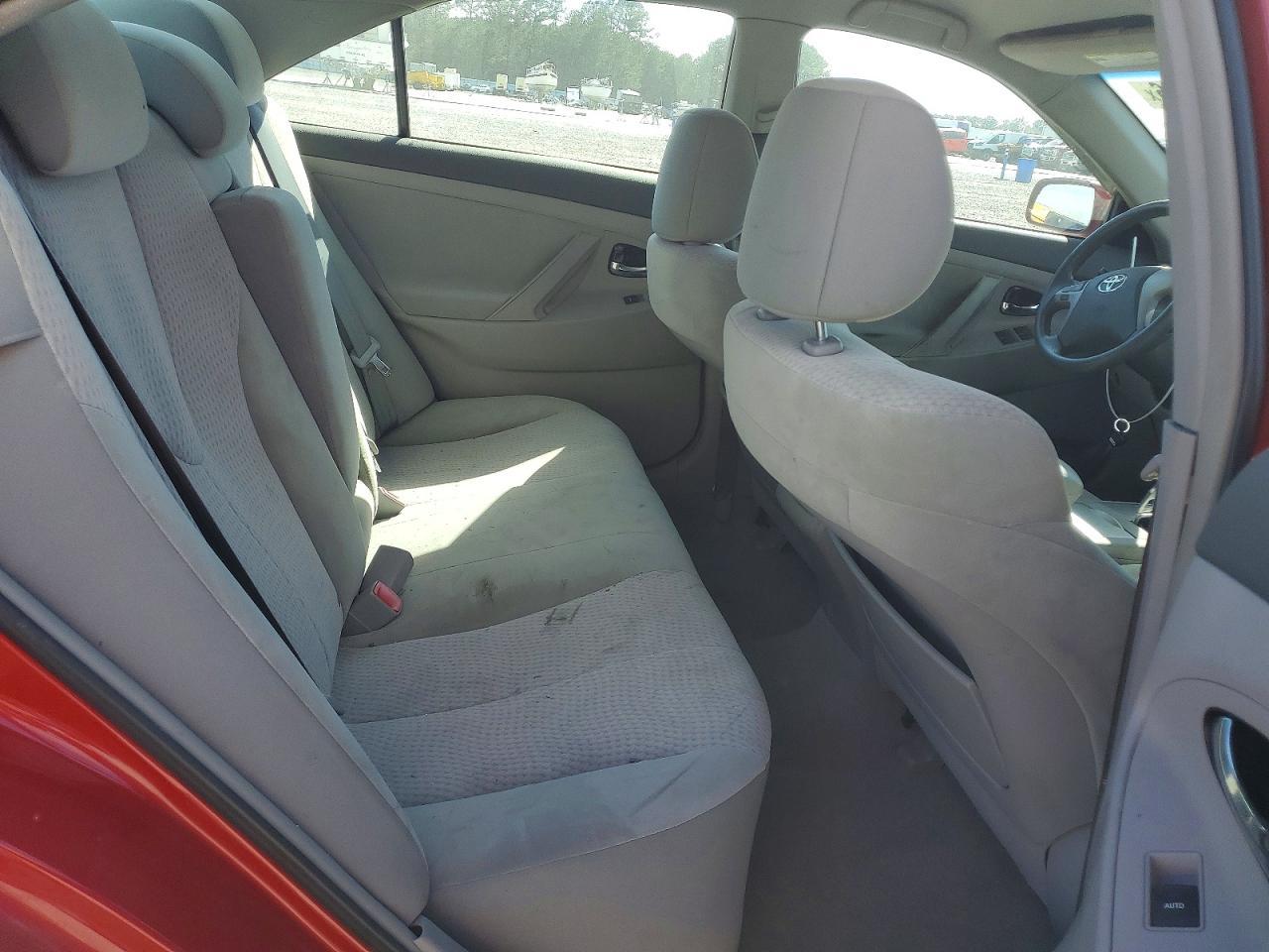 2011 TOYOTA CAMRY