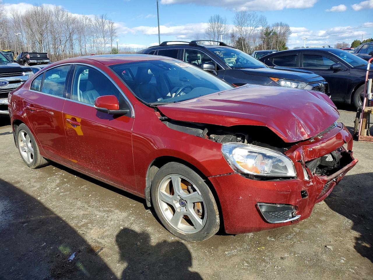 2013 VOLVO S60