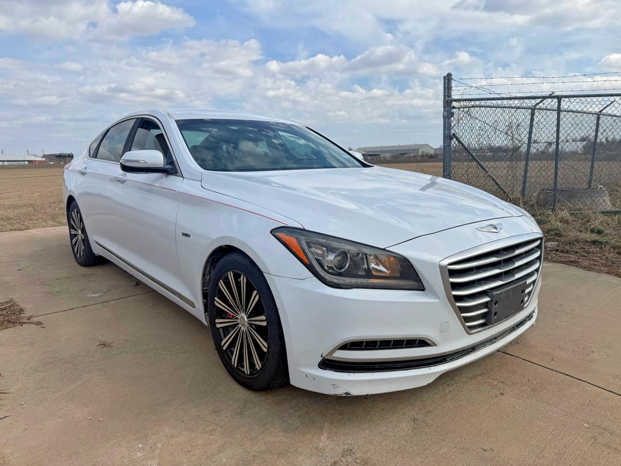 2015 HYUNDAI GENESIS
