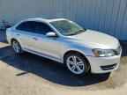 2014 VOLKSWAGEN Passat