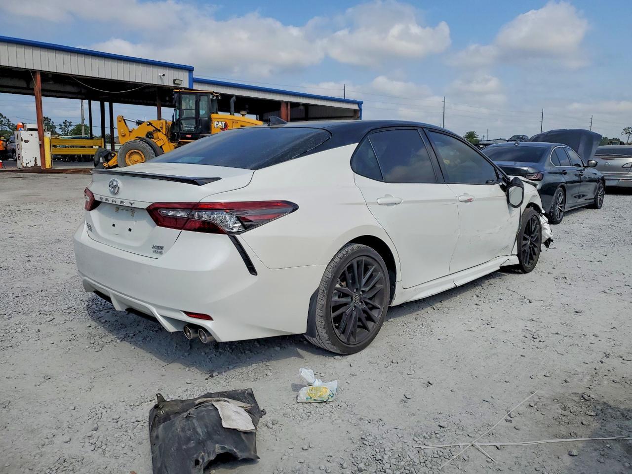 2023 TOYOTA CAMRY