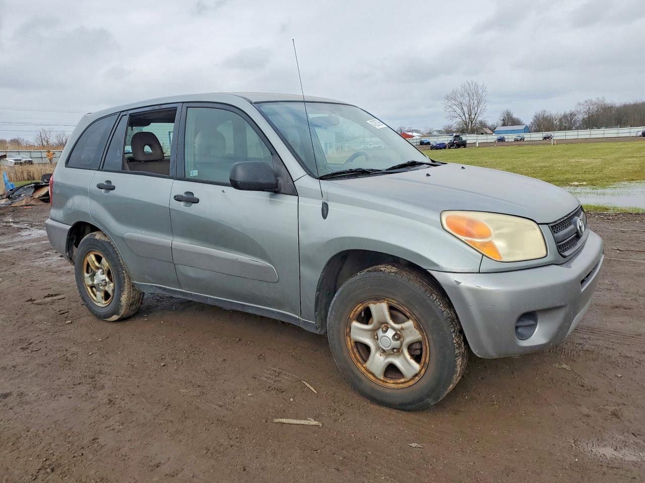 2004 TOYOTA RAV4