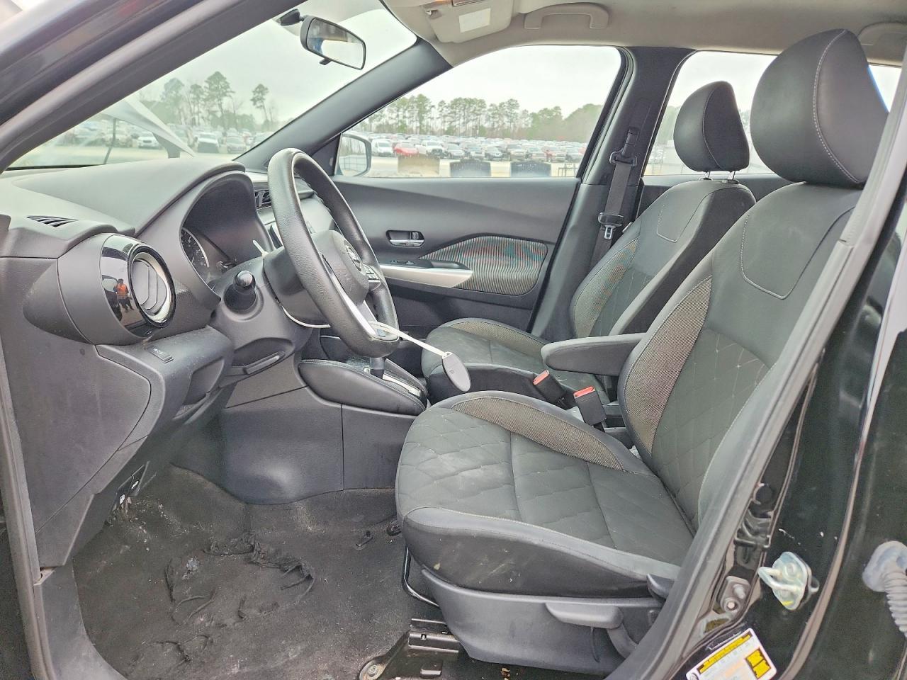 2019 NISSAN KICKS