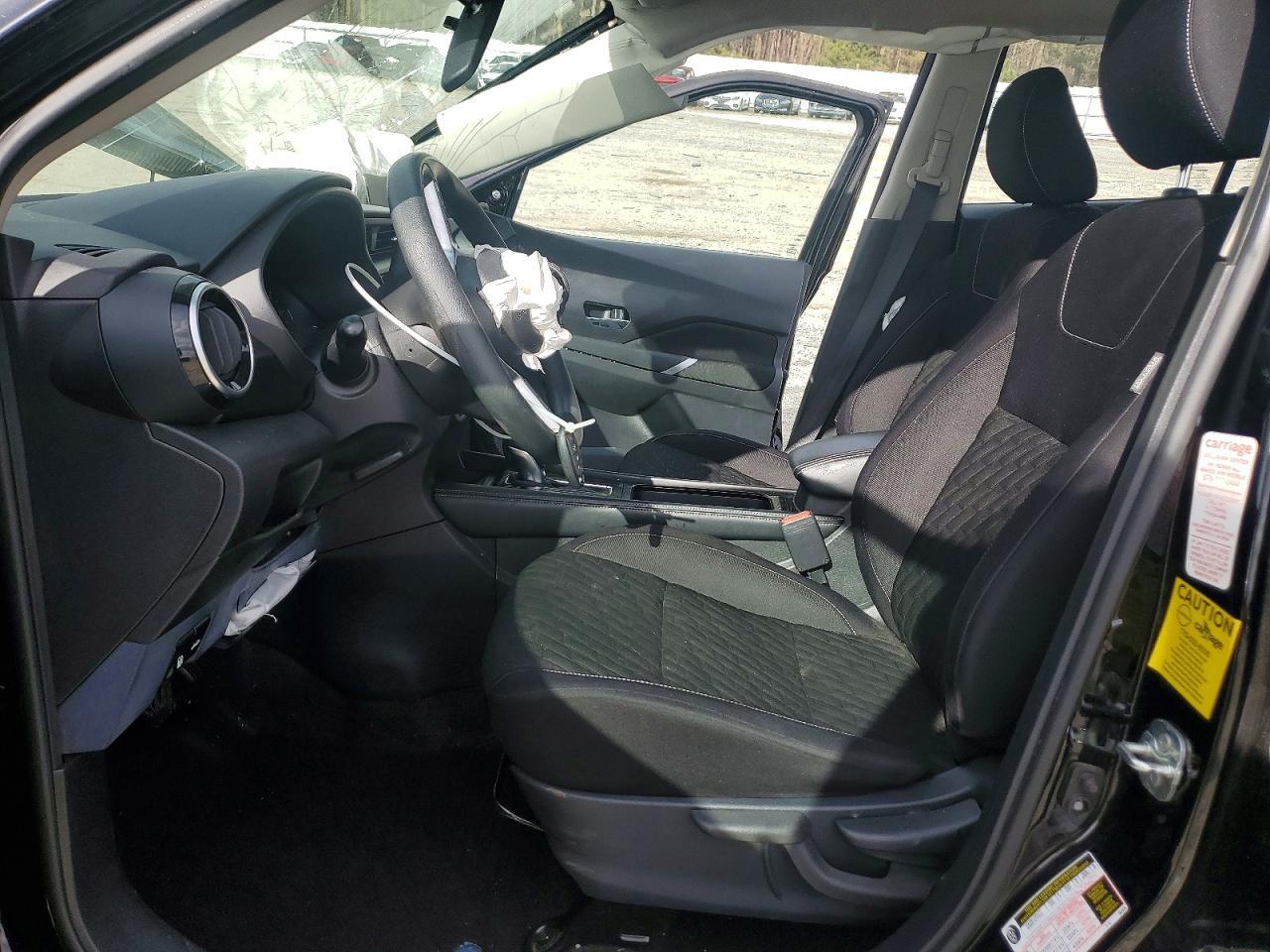 2021 NISSAN KICKS