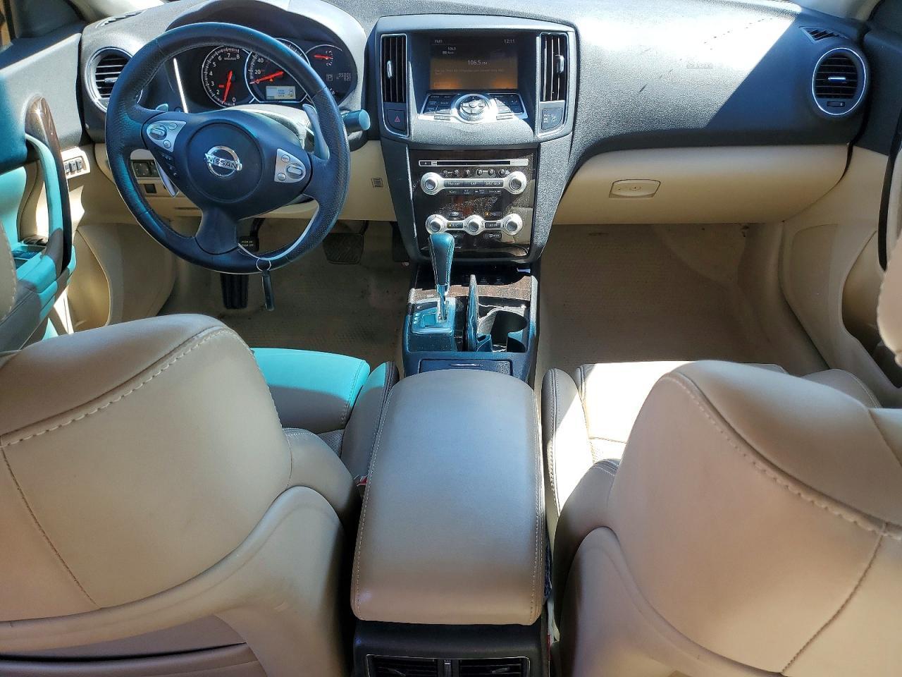 2012 NISSAN Maxima