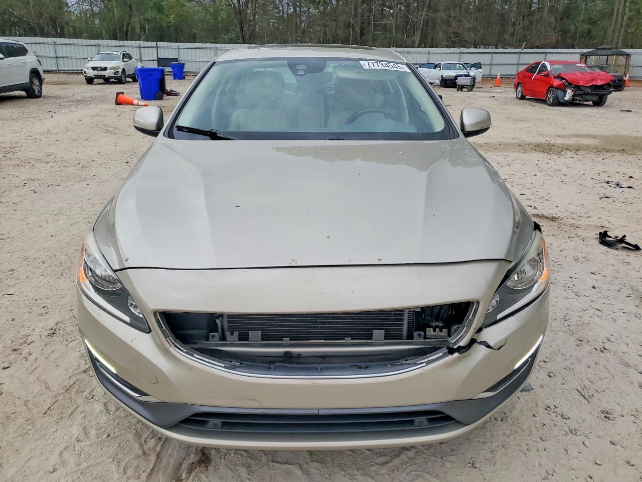 2017 VOLVO S60