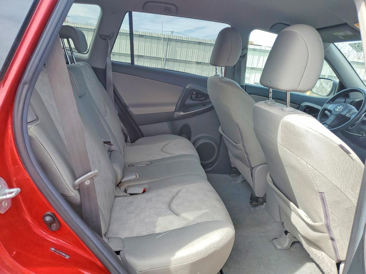 2011 TOYOTA RAV4