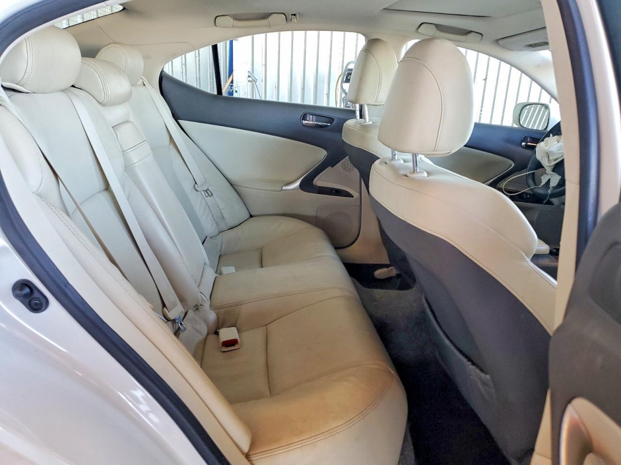 2010 LEXUS IS 250