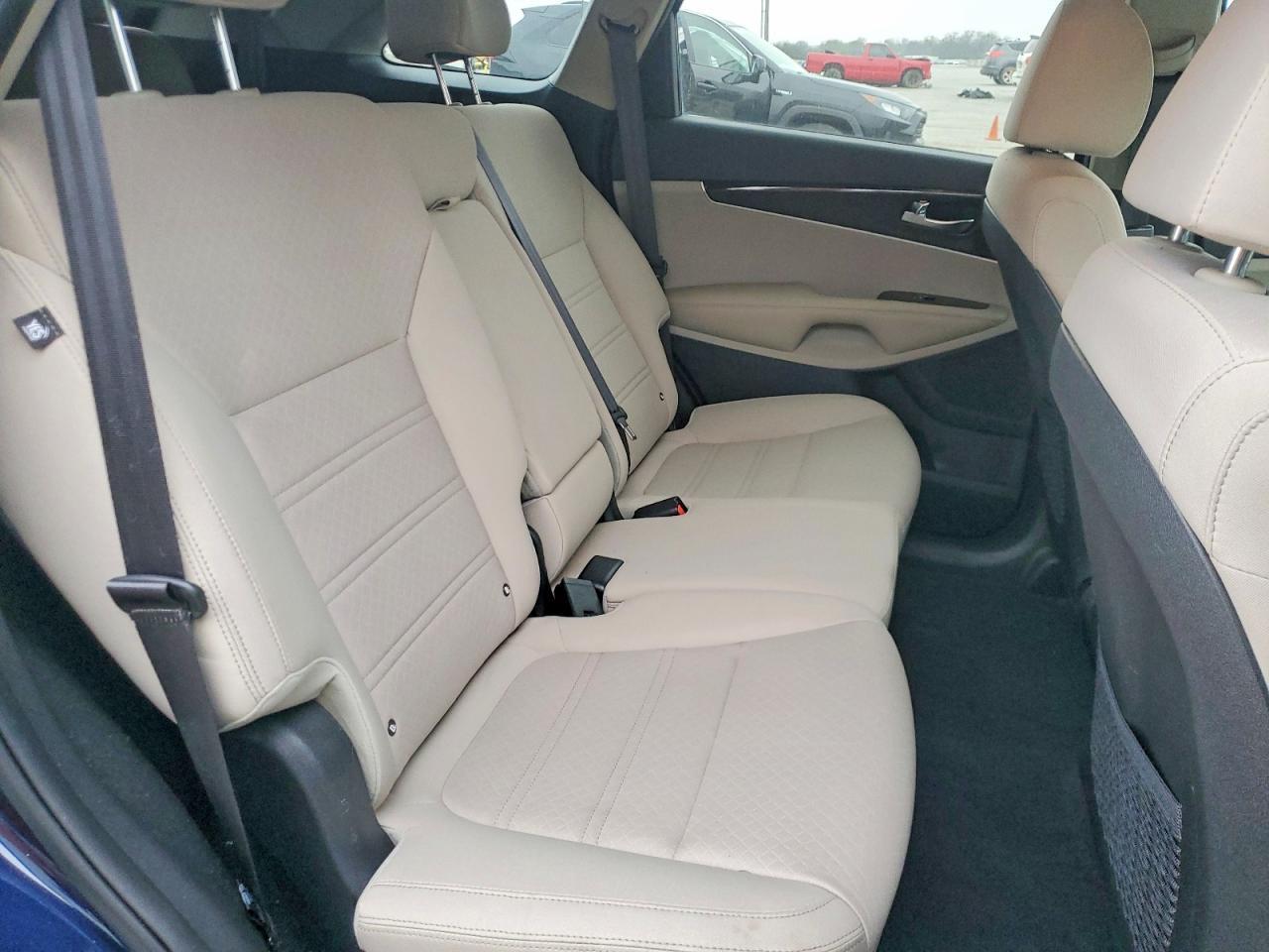 2020 KIA SORENTO