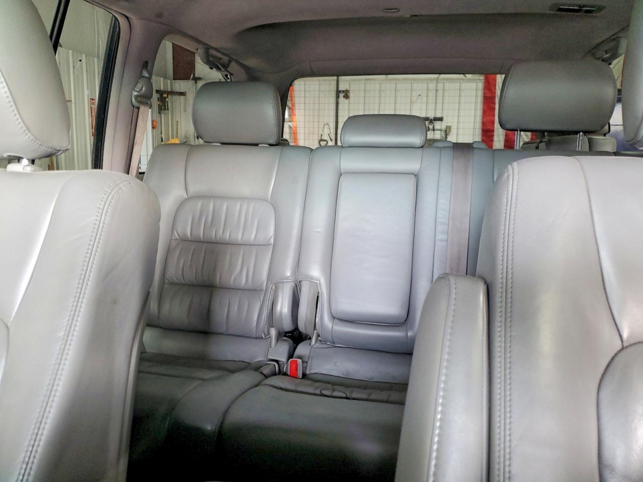 2004 LEXUS Lx 470