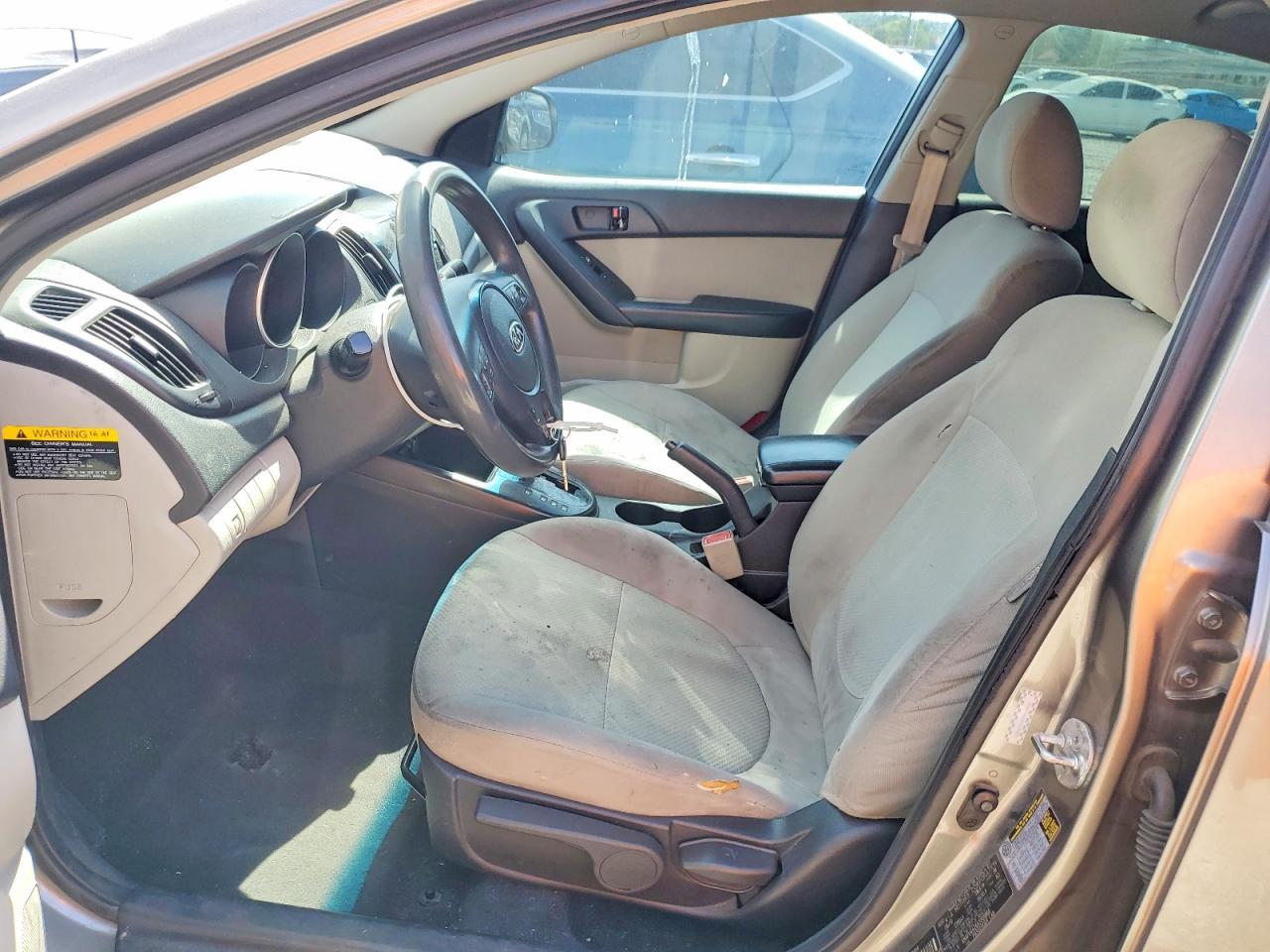 2010 KIA FORTE