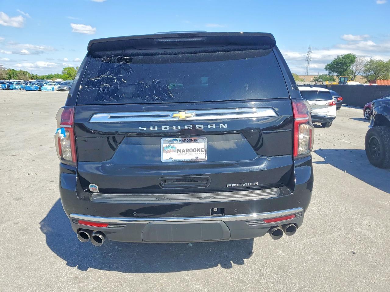 2023 CHEVROLET Suburban