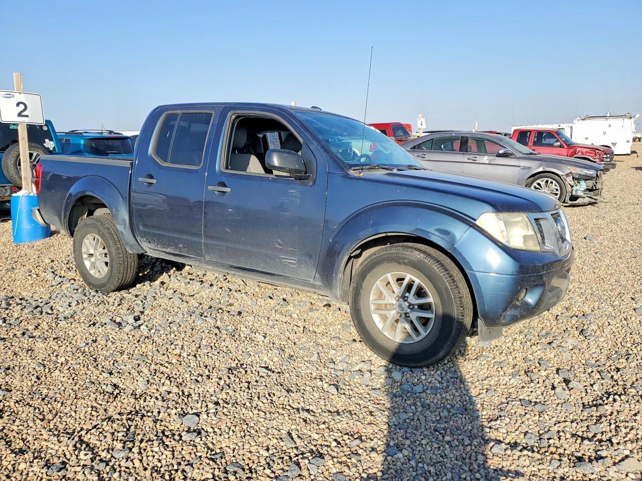 2016 NISSAN Frontier
