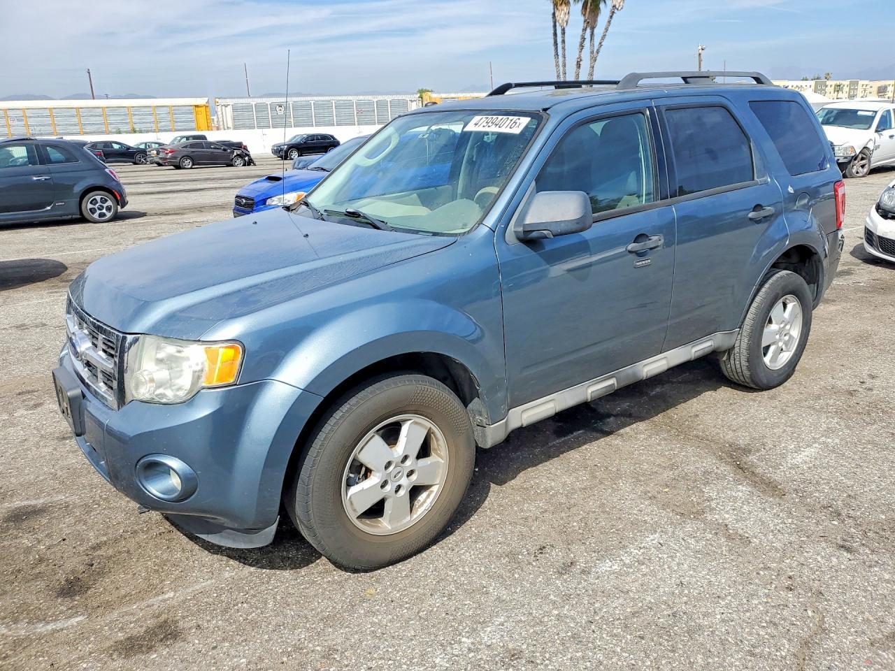 2010 FORD ESCAPE