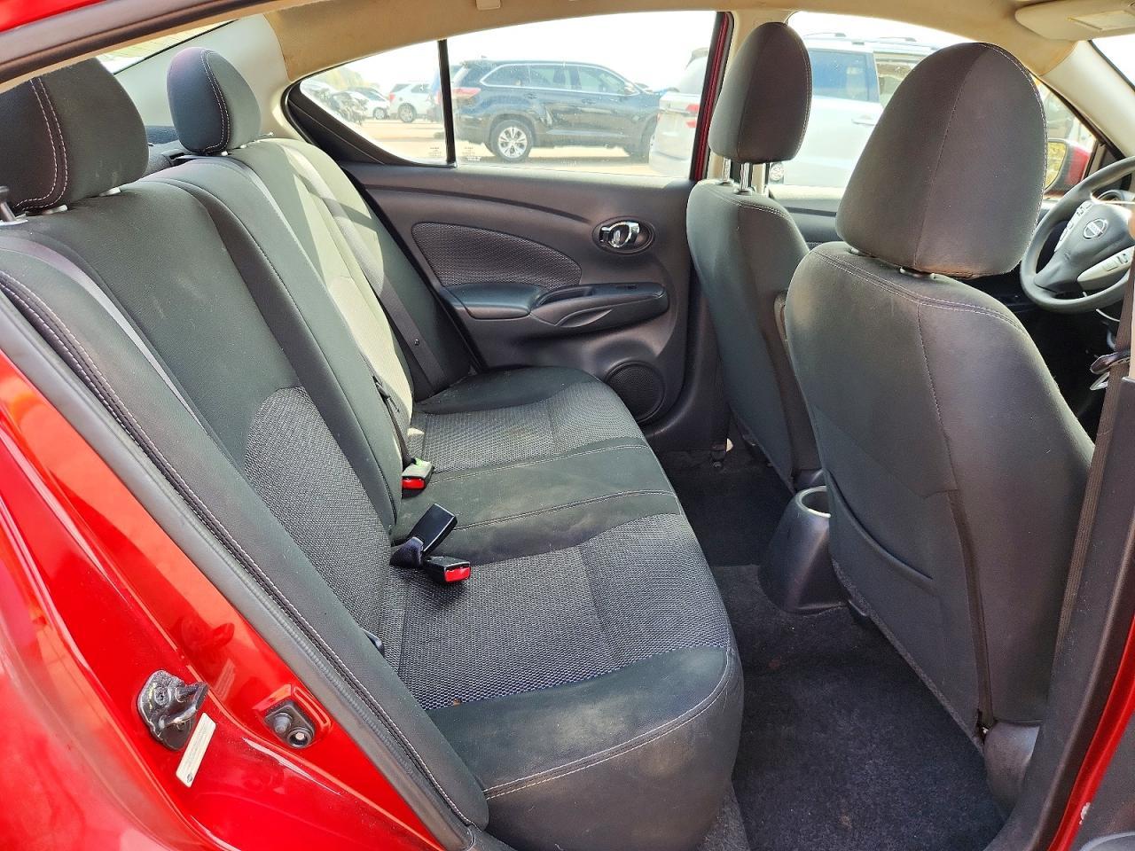 2017 NISSAN VERSA