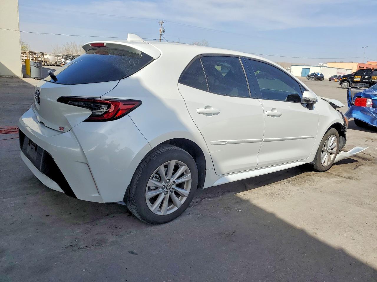 2025 TOYOTA COROLLA