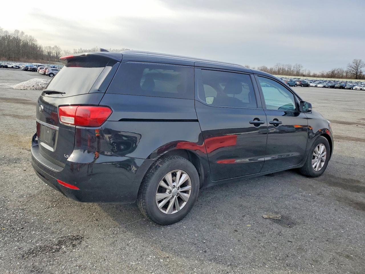 2015 KIA SEDONA