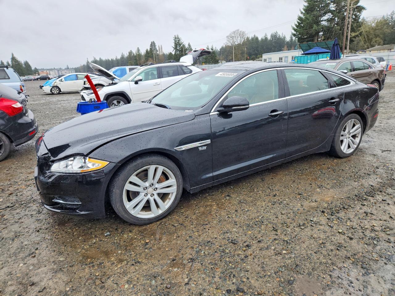 2011 JAGUAR Xj-Series