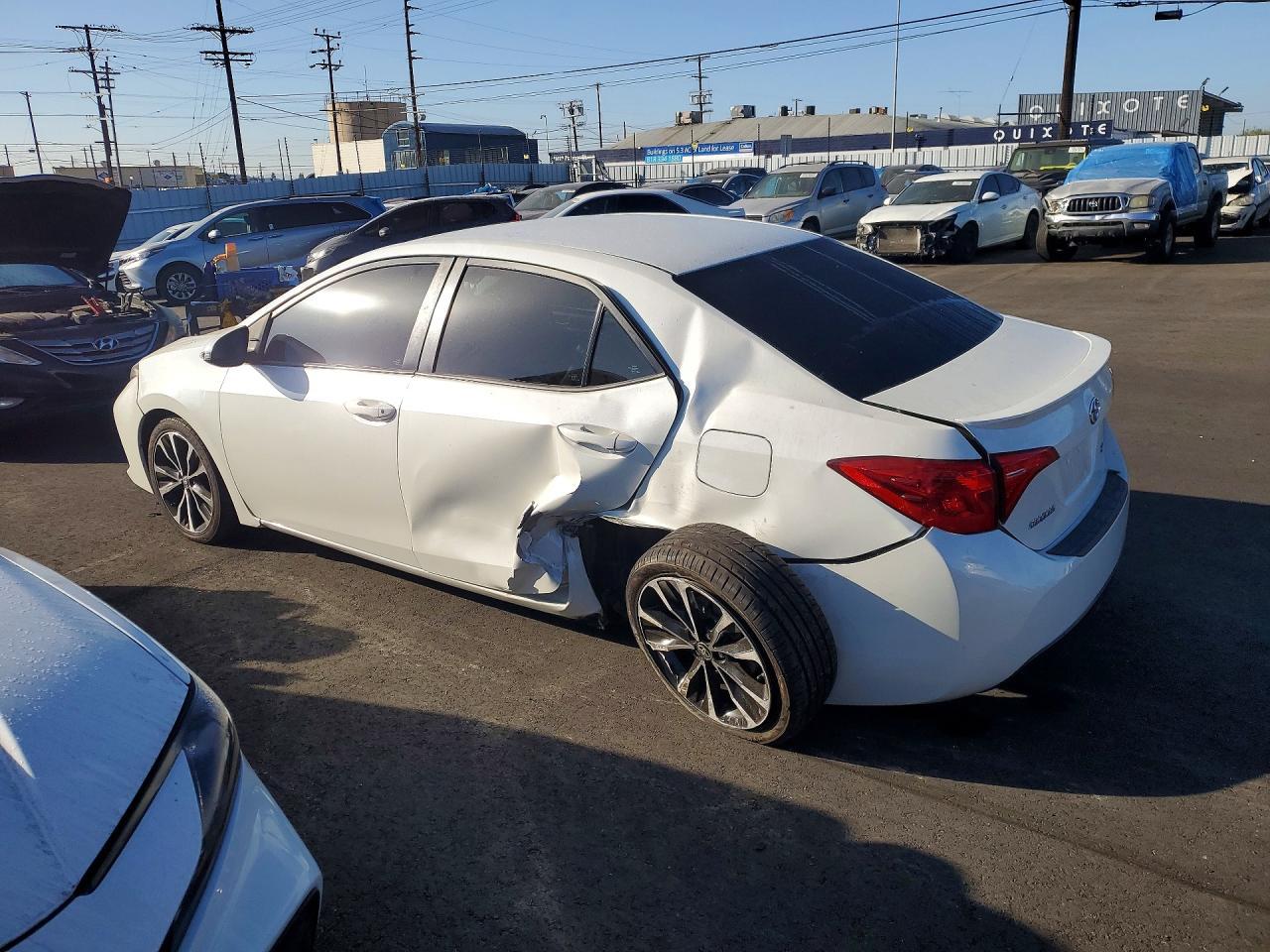 2019 TOYOTA COROLLA