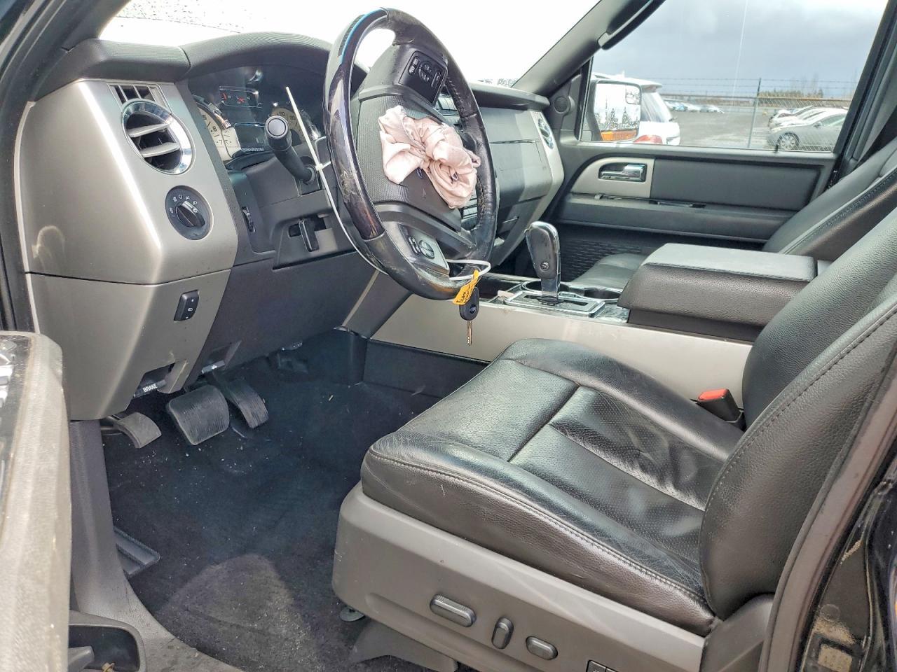 2013 FORD Expedition