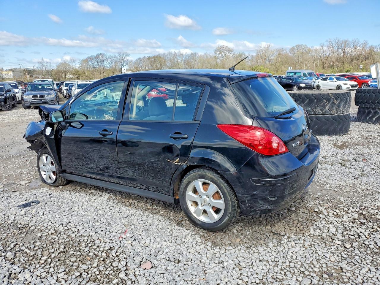 2012 NISSAN VERSA