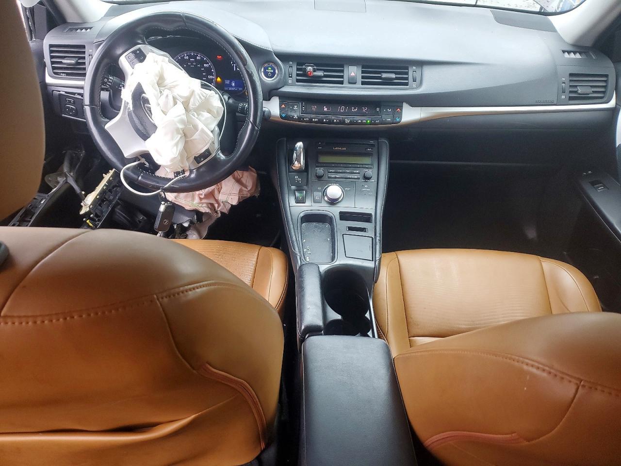 2013 LEXUS CT 200H