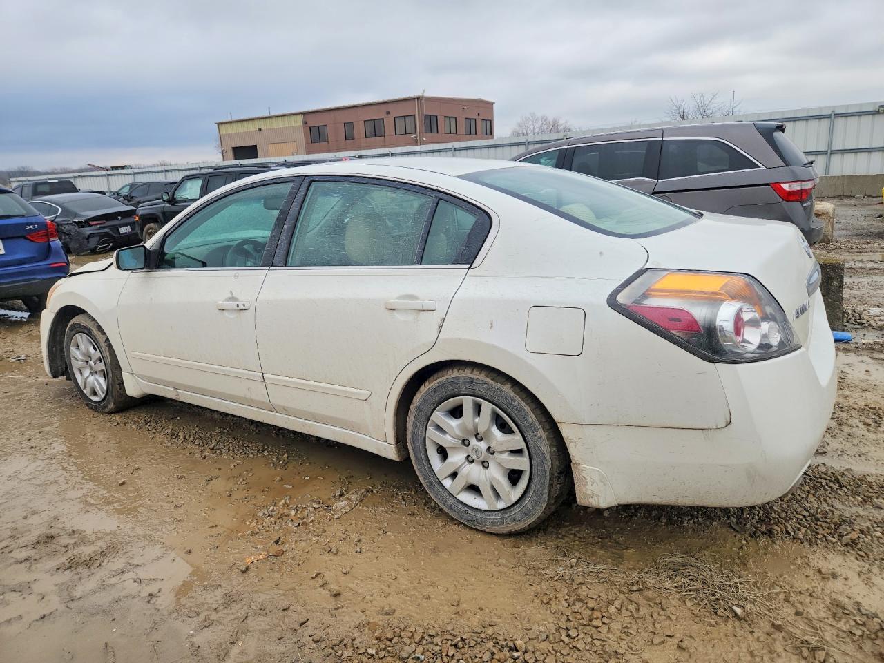 2010 NISSAN ALTIMA