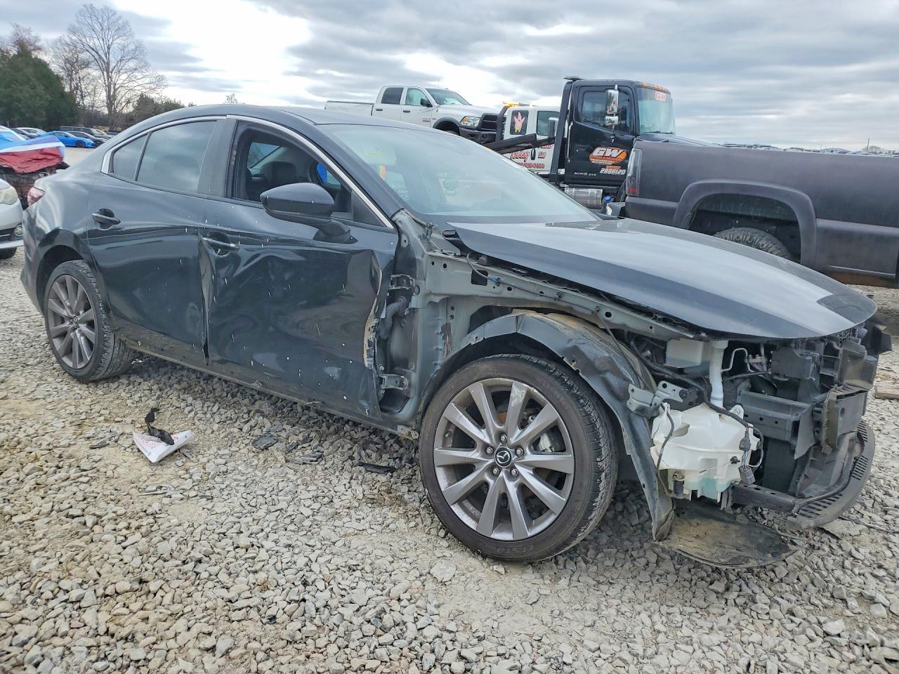 2020 MAZDA 3