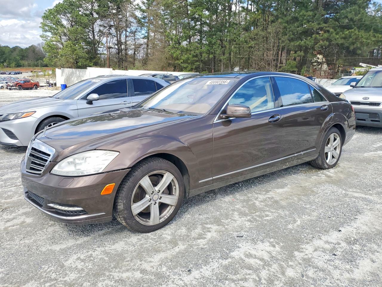 2011 MERCEDES-BENZ S-Class
