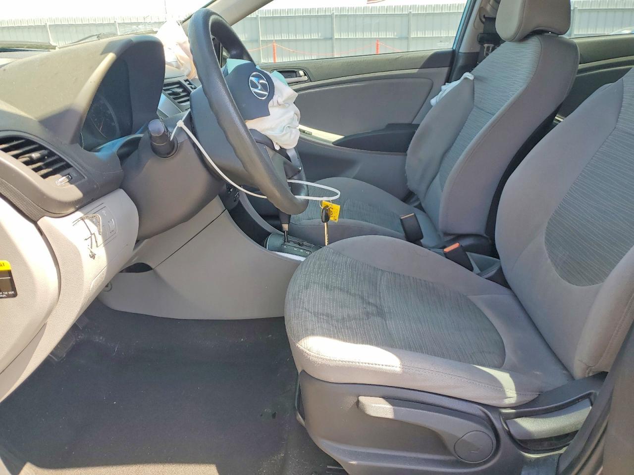 2016 HYUNDAI ACCENT